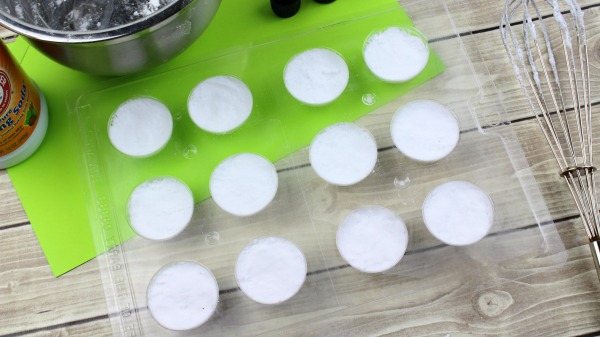DIY shower steamer golf ball fathers day gift