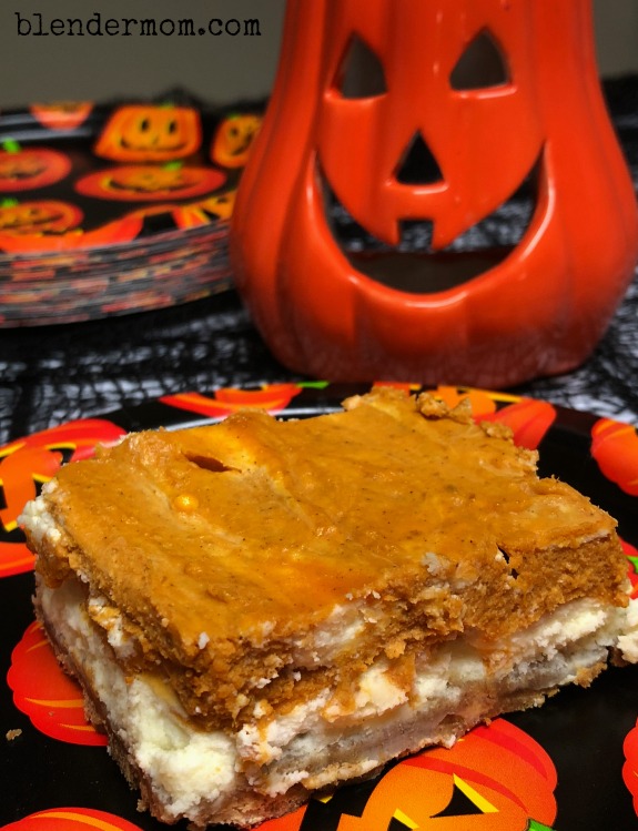 pumpkin cheesecake bars recipe #halloweentreatsweek