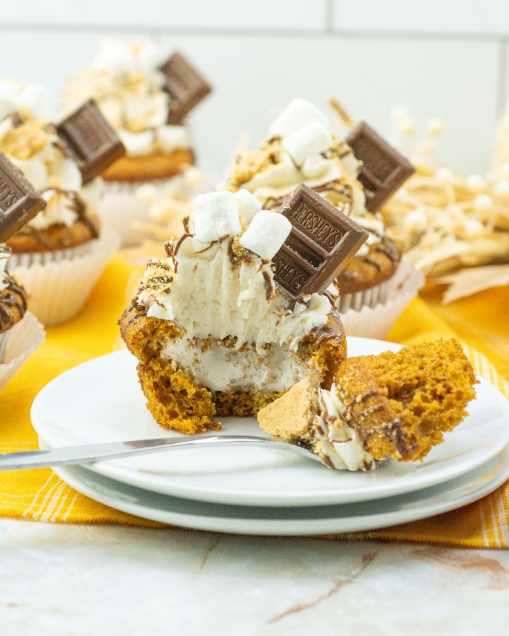 pumpkin s'mores cupcakes